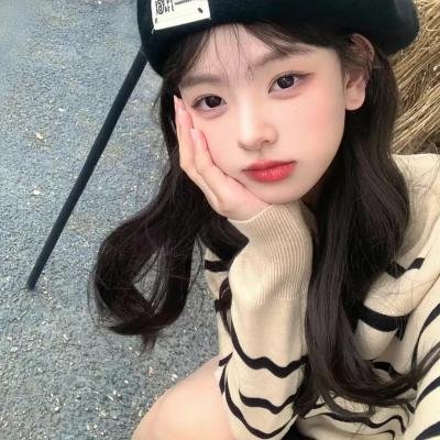 倒挂的爱丽丝